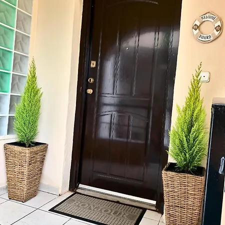Luxury Maisonette בית נופש Peraía
